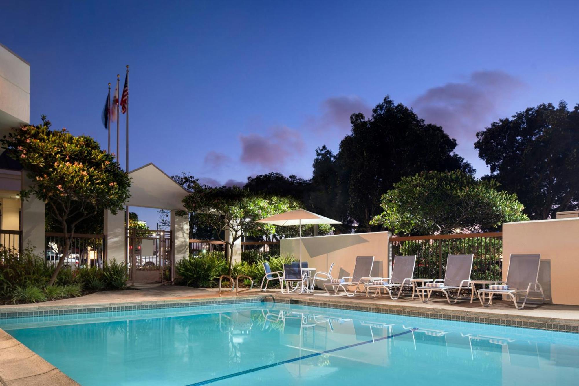 Four Points By Sheraton - San Francisco Bay Bridge Emeryville Dış mekan fotoğraf